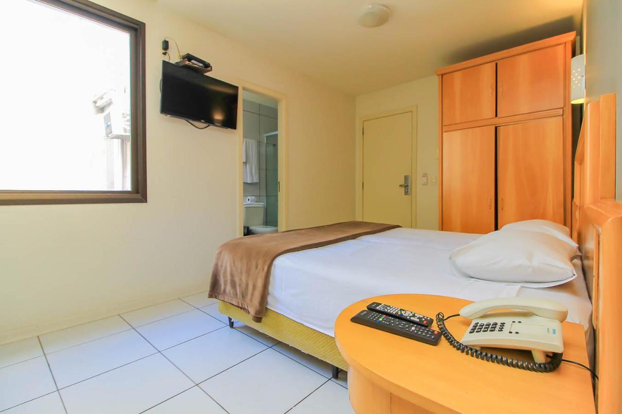 Hotel Coral Express, Proximo Ao Hospital Mae De Deus, Shopping Barra 3*