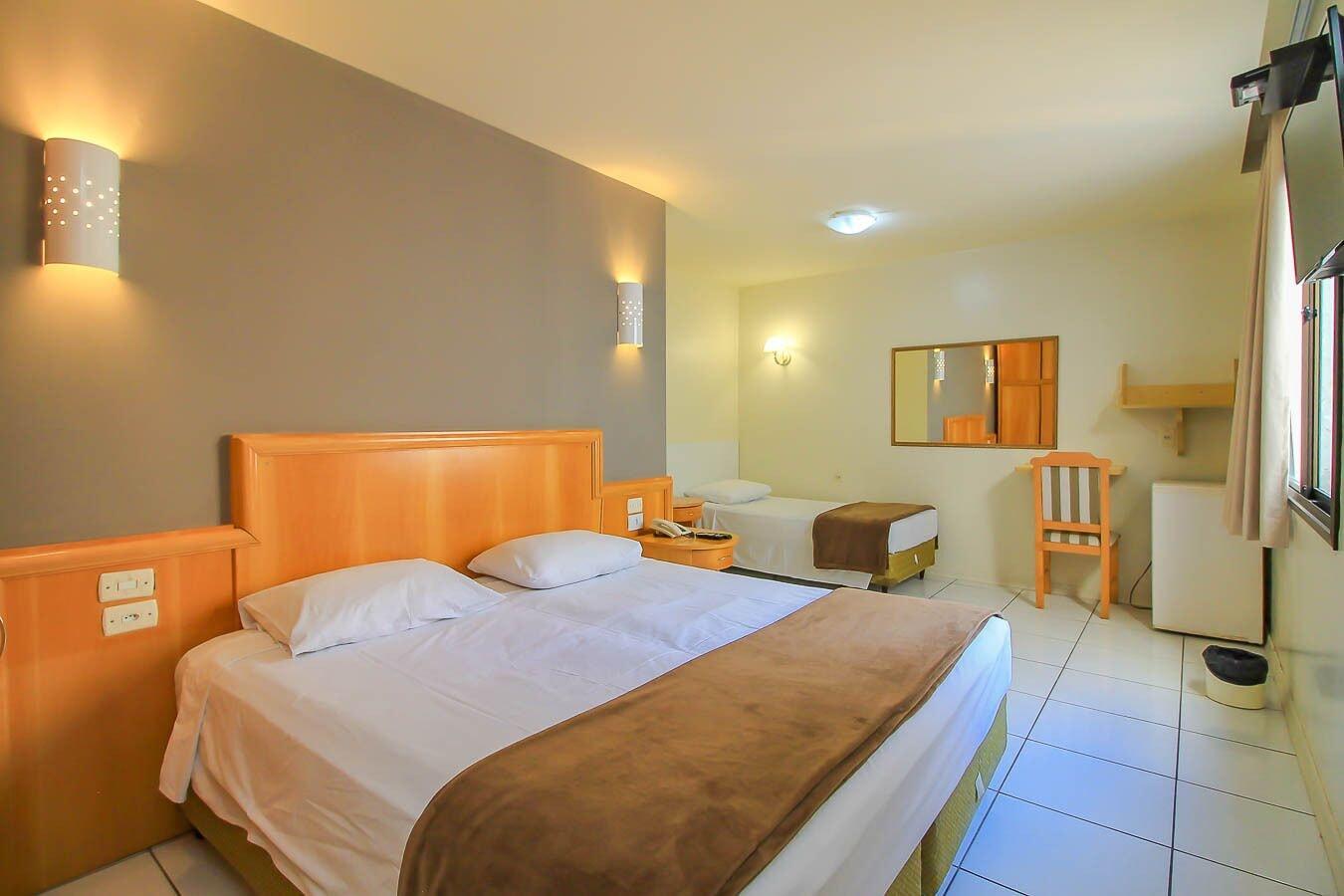 Hotel Coral Express, Proximo Ao Hospital Mae De Deus, Shopping Barra 3*