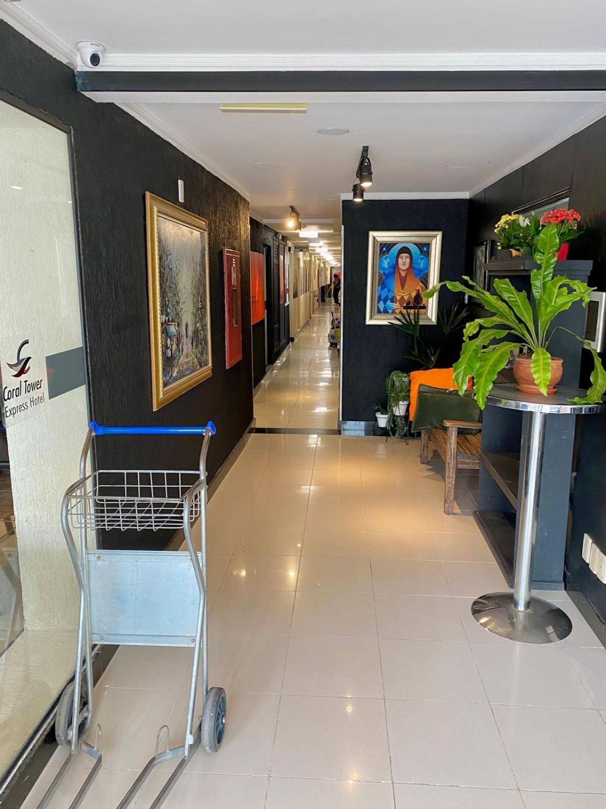 Coral Express, Proximo Ao Hospital Mae De Deus, Shopping Barra